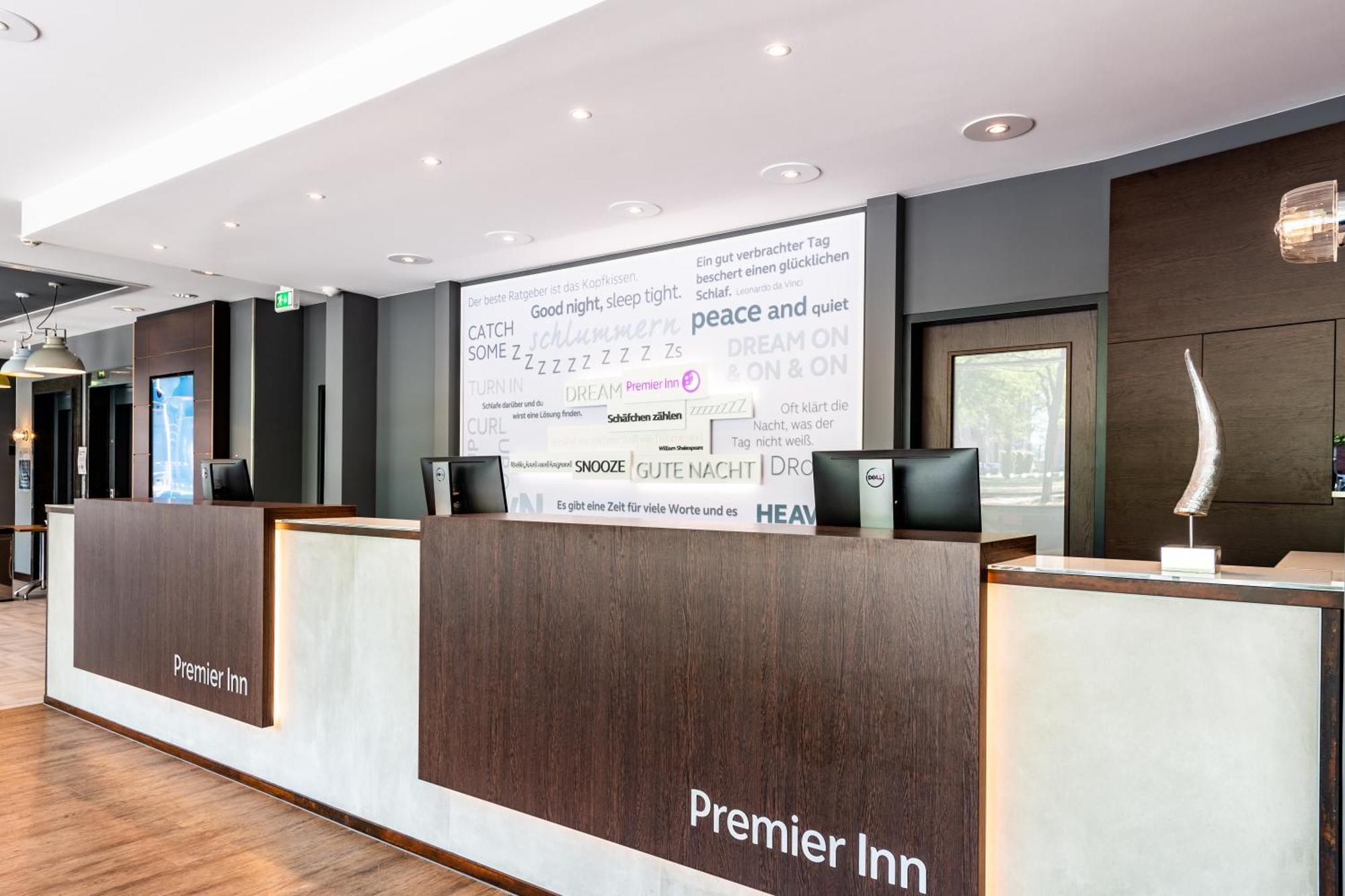 Premier Inn Essen City Limbecker Platz Exterior foto